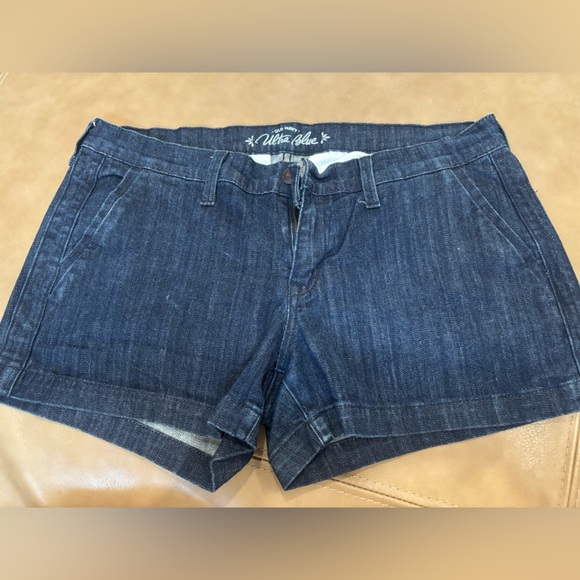 Old Navy Dark Blue Denim Shorts - Picture 1 of 3